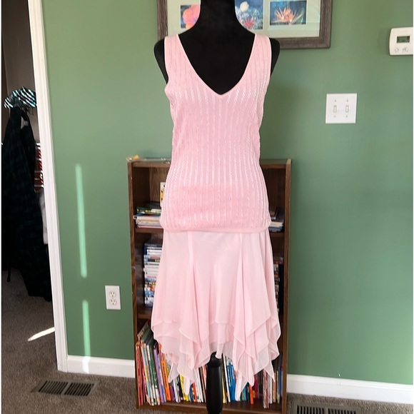 Marina 2 piece Beaded Tank Style Top With matching Scalloped Skirt. NWT - Picture 1 of 4